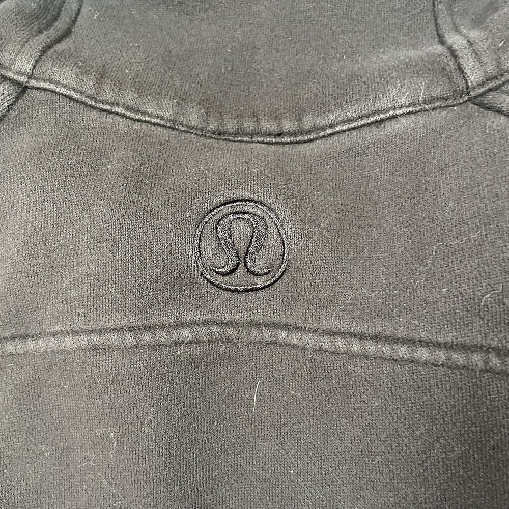 Lululemon 1/2 Zip Scuba Pullover Size XS/S Black Cropped Sweatshirt Boxy Fit Top - Picture 8 of 9